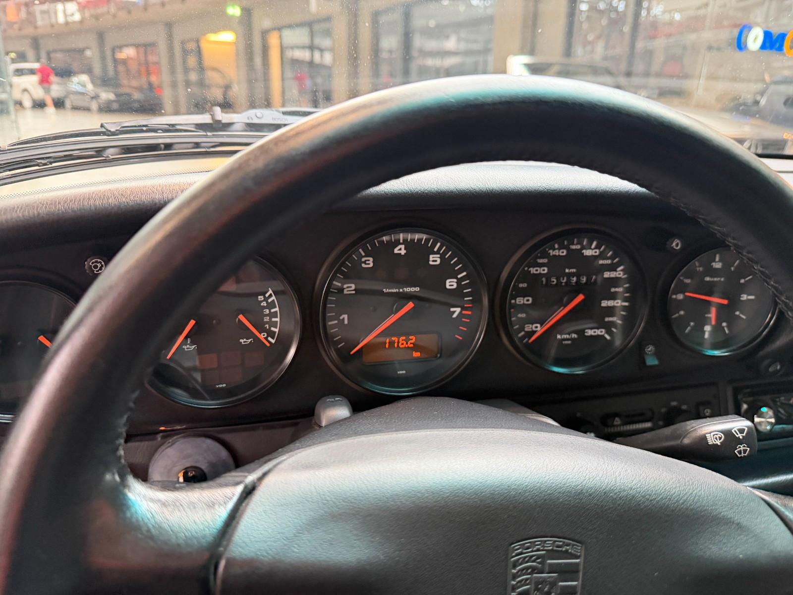 Porsche 993 Carrera Cabriolet BRD Schalter