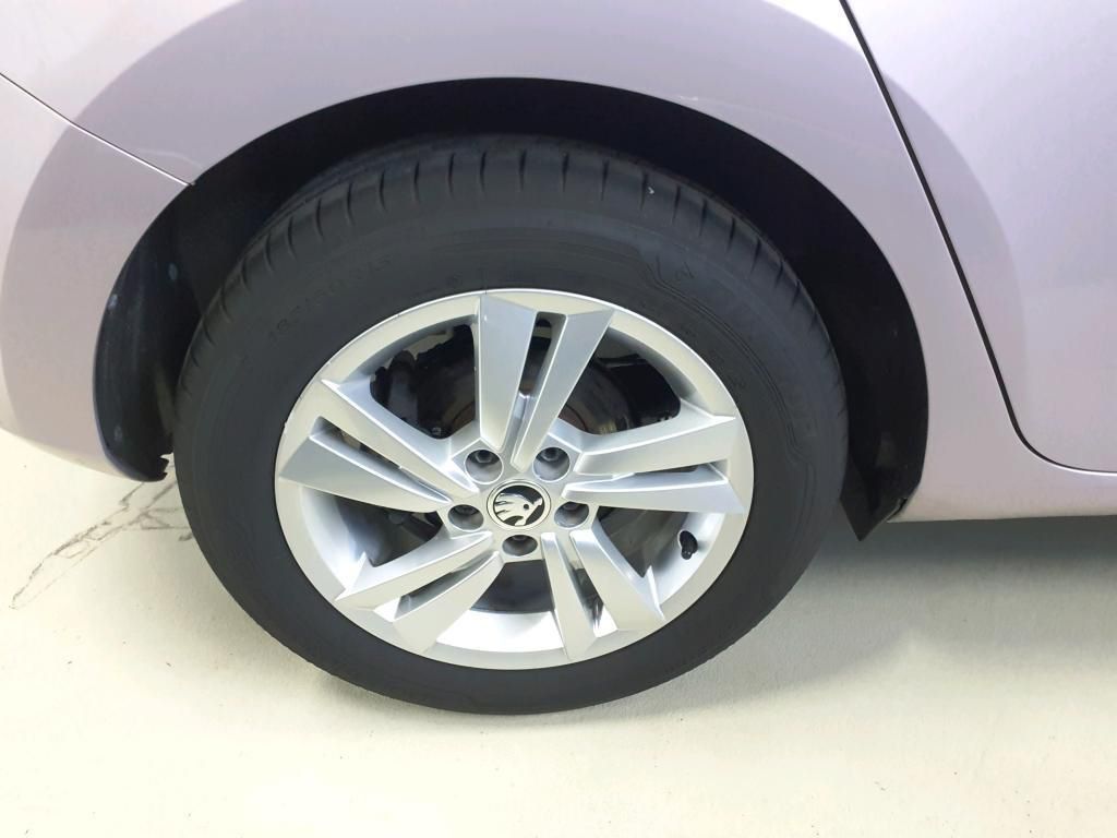 Skoda Fabia Style 1.0 TSI PDC*Tempo*Klima*SH
