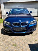 BMW 325i X Drive 3 Liter MPaket Ausstattung  - BMW 325 mit Benzin-Antrieb: D