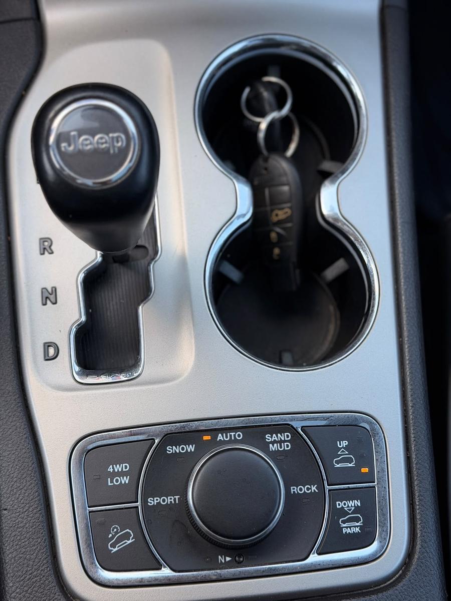 Jeep Grand Cherokee 3.0 CRD Overland | 241 ch | BVA | Cuir Nappa ventilé | Toit panoramique | Caméra de recul | Attelage