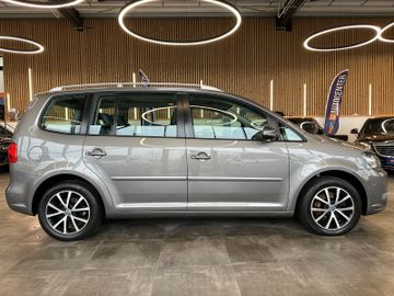 Volkswagen Touran Highline *AHK*Xenon*DAB*Klima*Navi*Kamera