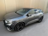 Audi RSQ3 Essentials Pano Keramik RS-Sitze Garantie 