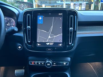 Volvo XC40 - 12