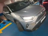 Toyota Rav4 2.5 Dynamic Business 4x4 - gebrauchte Toyota RAV 4 aus dem Jahr 2023