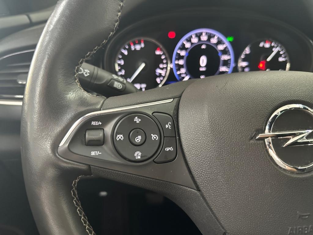 Opel Insignia B Sports Tourer Business NAV LED AHK KA
