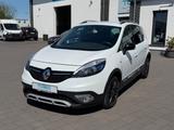 Renault Scenic III BOSE Edition*NAVI*LEDER*SHZ*KLIMA*AHK - Renault Scenic Gebrauchtwagen in Hannover