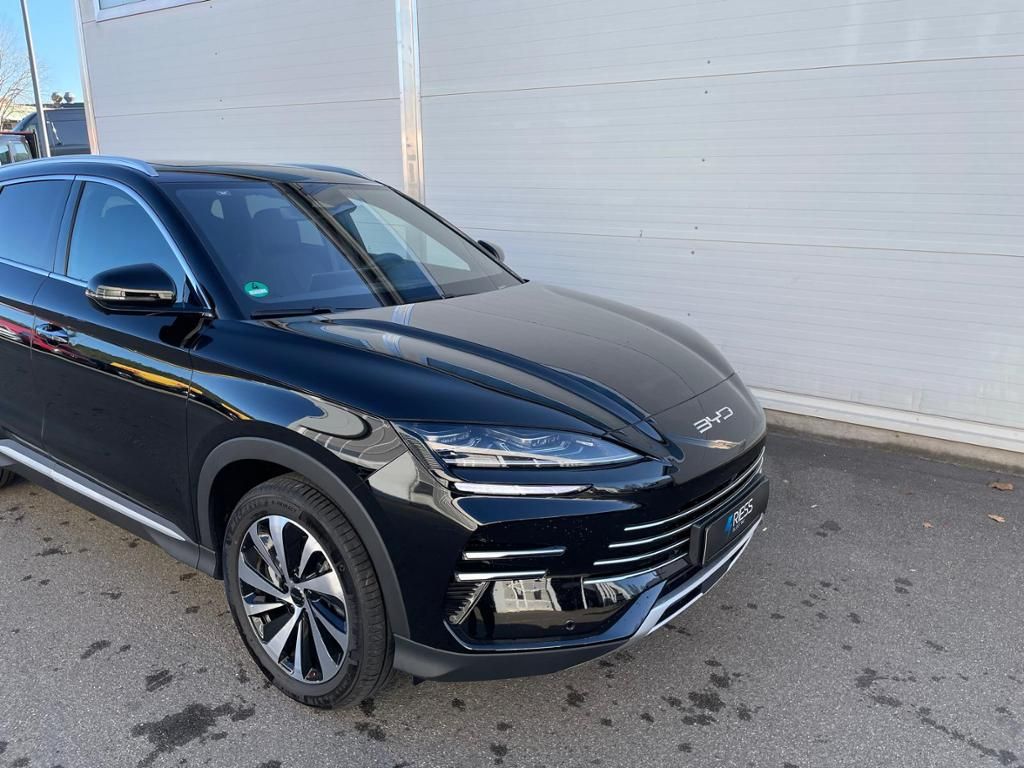 BYD SEAL U