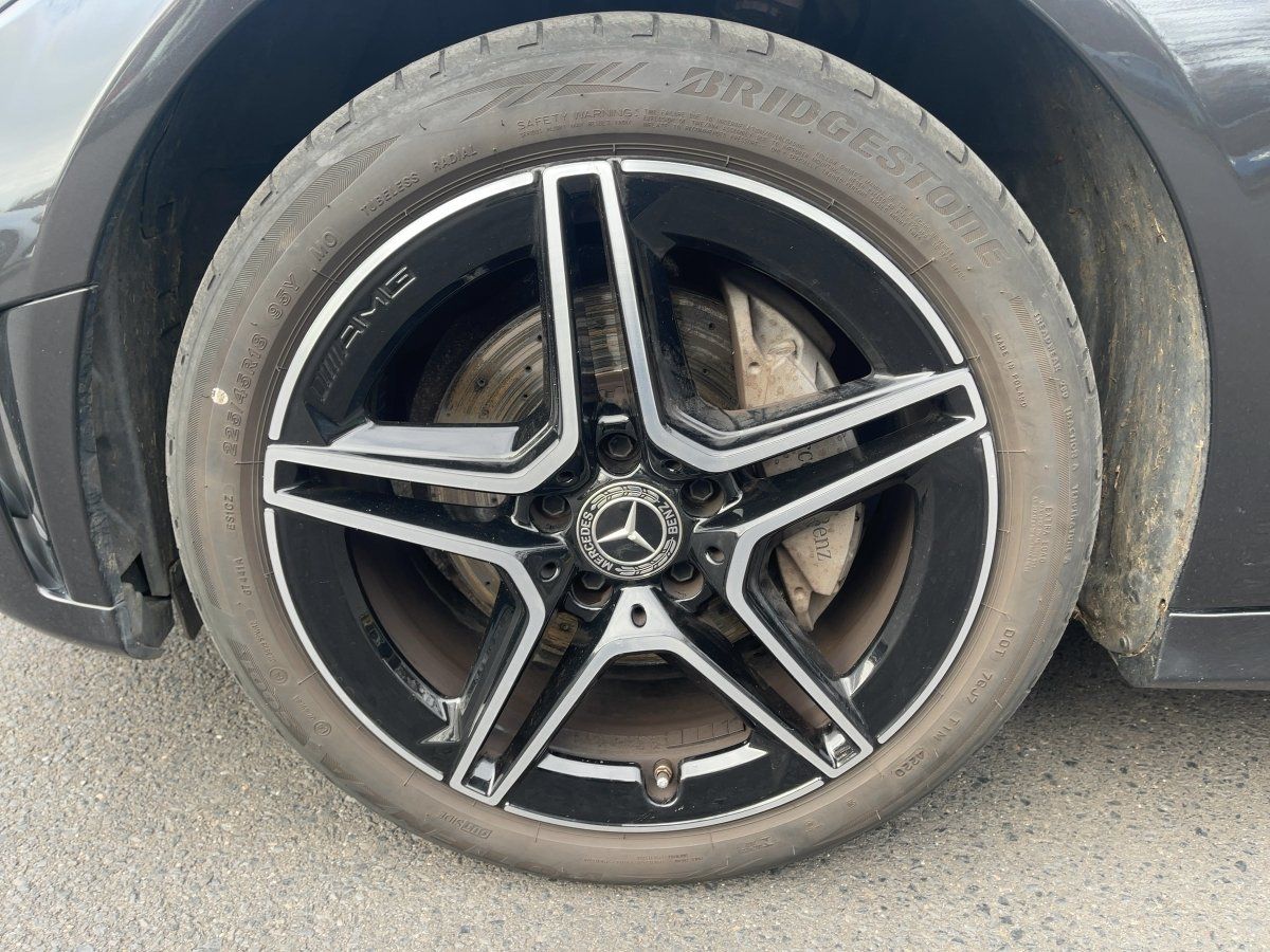 Fahrzeugabbildung Mercedes-Benz C 200 T-Modell AMG/Night/Kamera/LED/Navi/18''