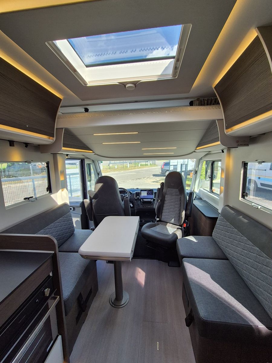 Fahrzeugabbildung Adria Sonic Supreme 700 DL Alde,LED,Backofen,Navi+RFK