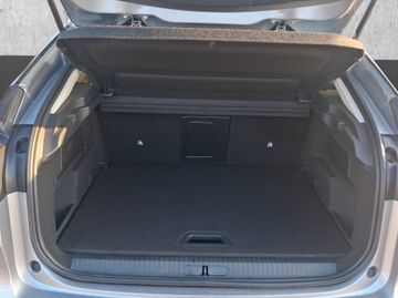 Citroën C4 1.2 PureTech 130 Max HUD+Kam.+KeyLess+LED+SHZ