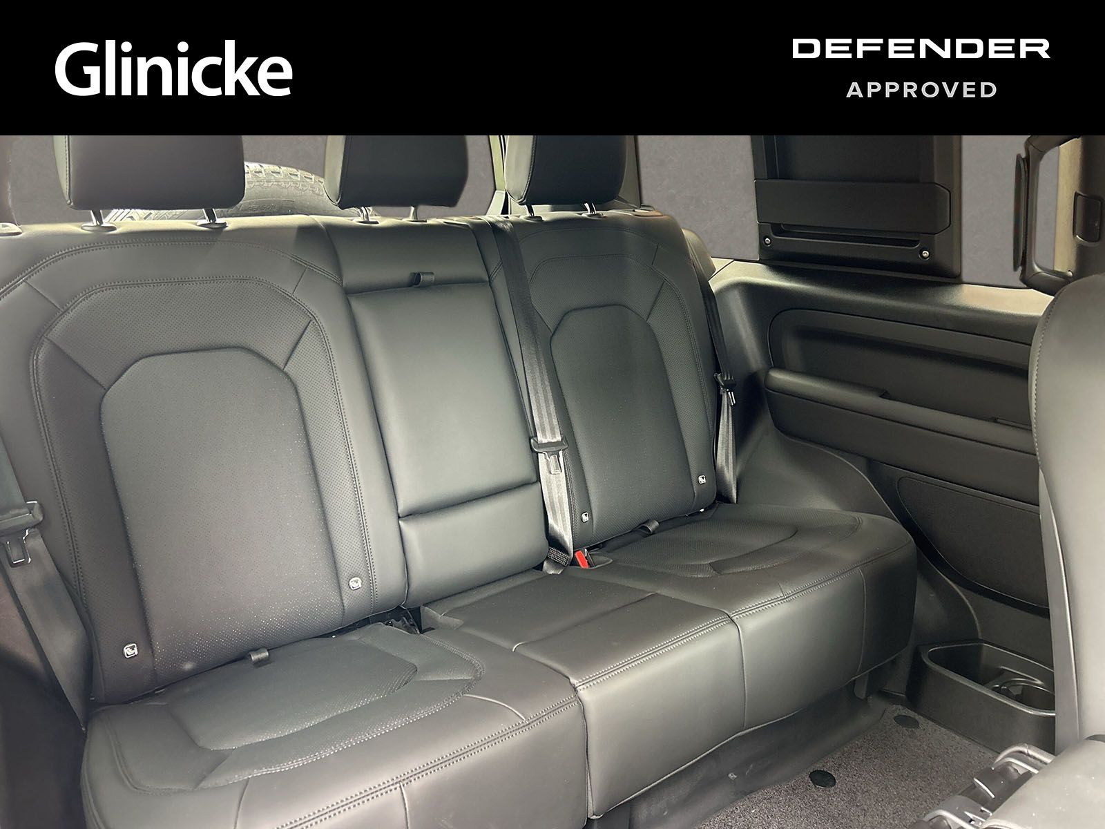 Land Rover Defender 90 D300 AWD X-DYNAMIC SE Black-Pack foto 5