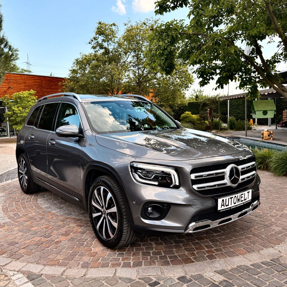 MERCEDES-BENZ GLB 200 d Panorama,360°Kamera,HUD,MB-LED