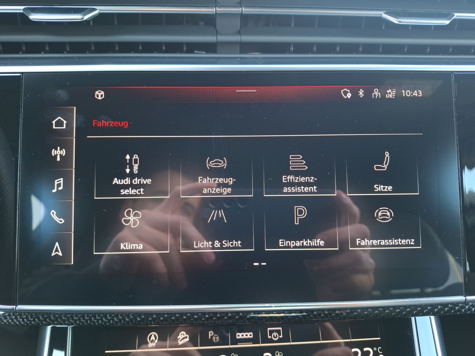 Fahrzeugabbildung Audi SQ7 4.0 TFSI comp. plus Matrix Standhzg Navi Luf