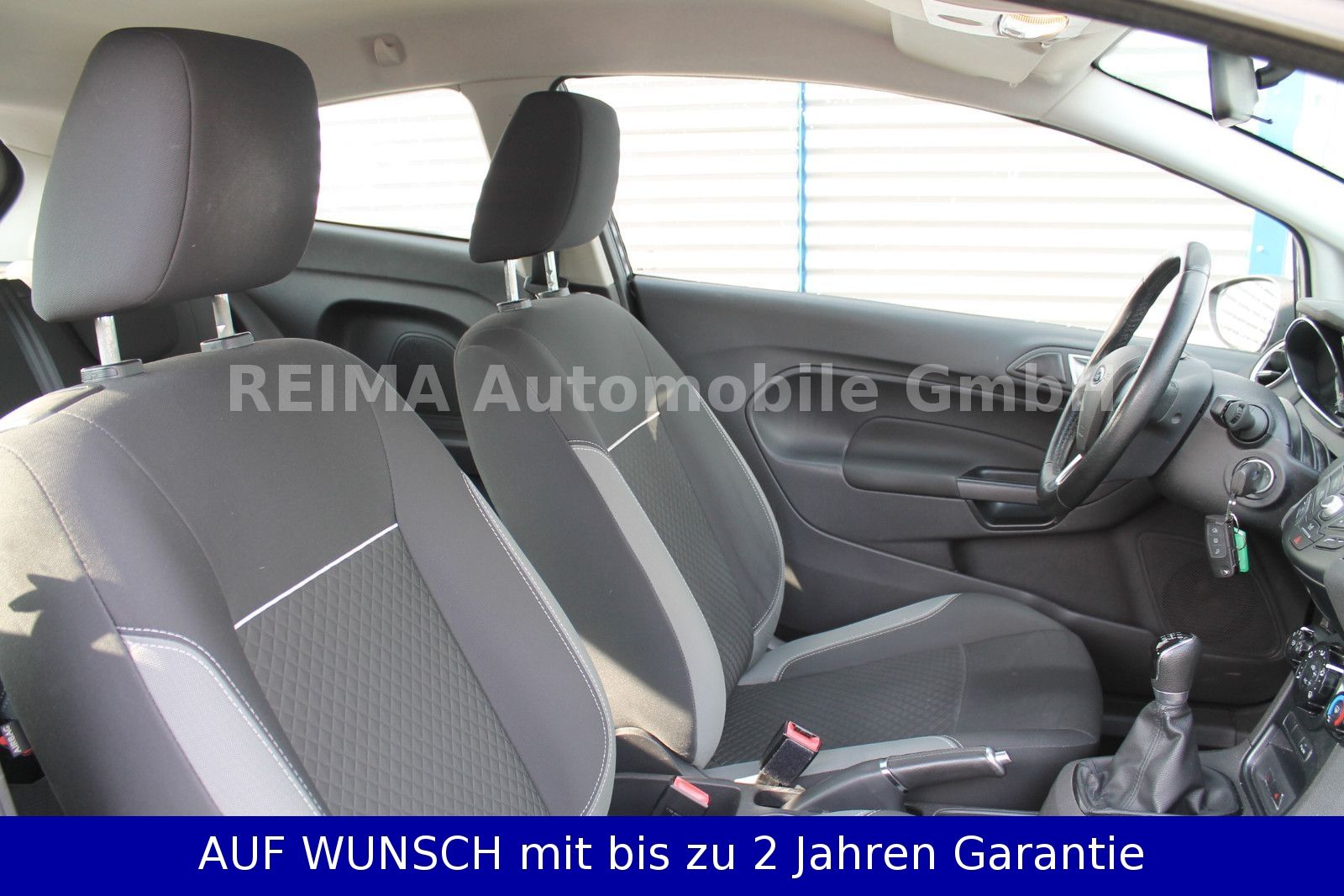 Fahrzeugabbildung Ford Fiesta 1,0i Celebration, Klima, Winterpaket