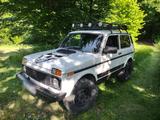 Lada Niva, Geländewagen - Fluchtfahrzeug, ... - Gelände gebraucht