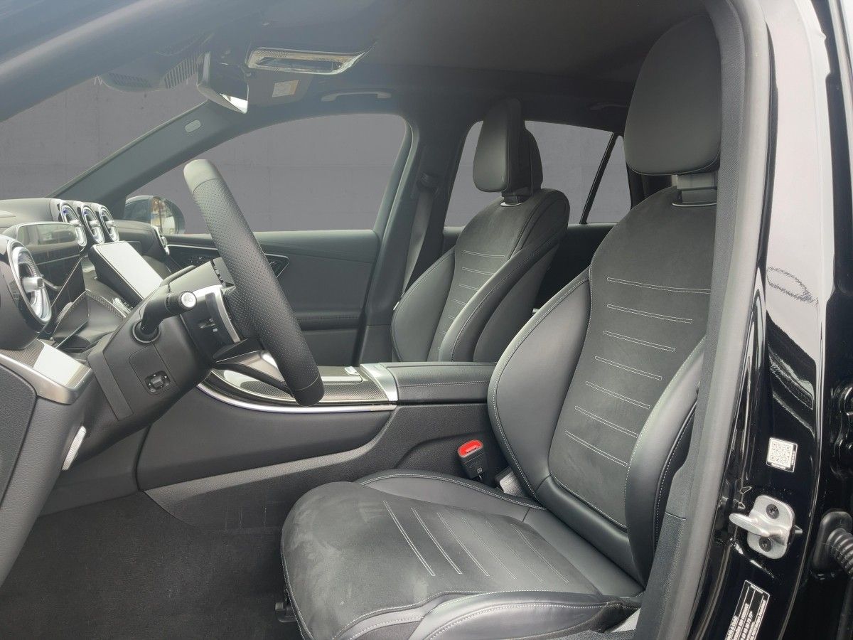 Fahrzeugabbildung Mercedes-Benz GLC 300 d 4M AMG/Night/Pano/360°/AHK