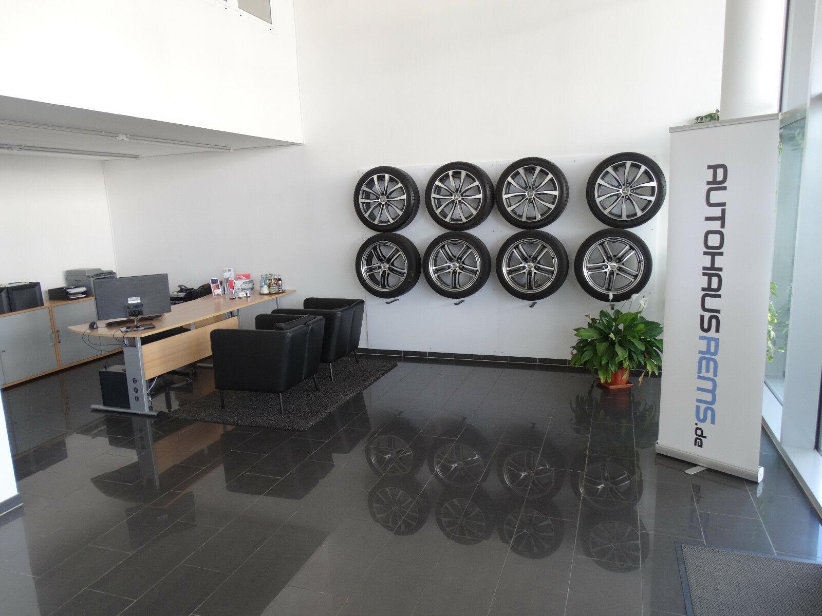 showroom-image-top