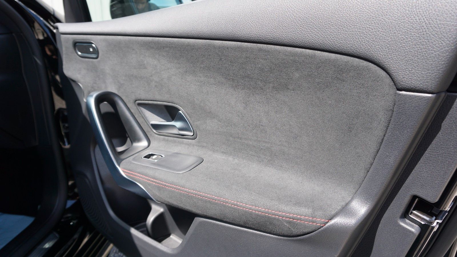 Fahrzeugabbildung Mercedes-Benz A 200 AMG Line,Navi, Keyless,Night-Pak,Panorama