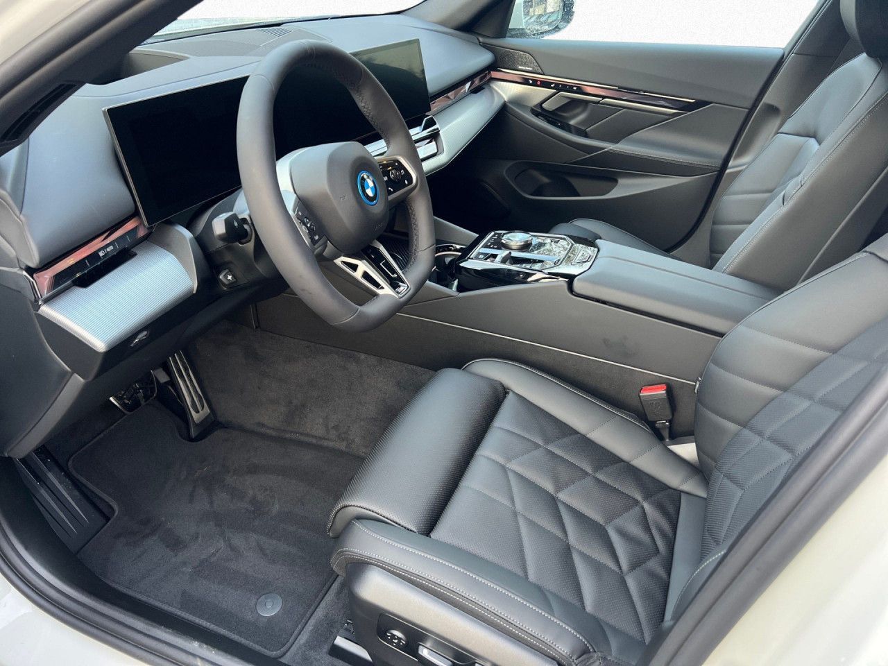 BMW i5 - Bild 12