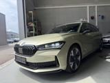 Skoda Superb Combi 2.0TSI Sportline Sthzg HeadUp AHK P