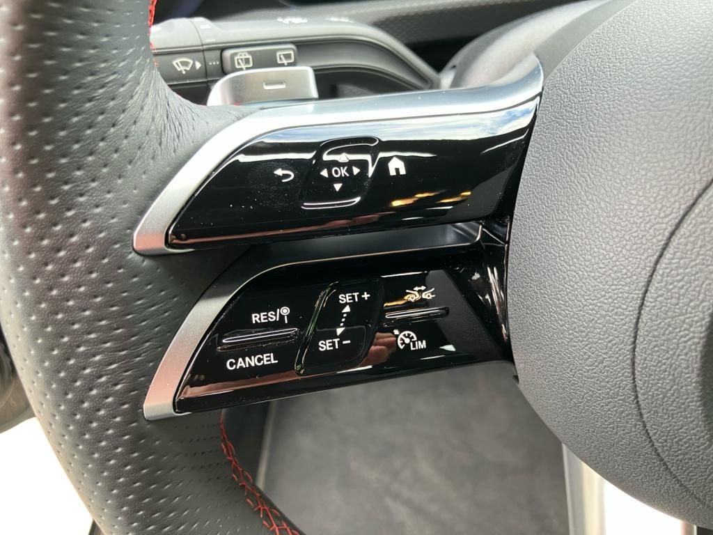 Fahrzeugabbildung Mercedes-Benz A 200 AMG*AHK*DISTR*KAMERA*KEYLESS*NAVI*LED