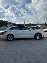 Audi A3 Sportback 30 TDI basis - Audi A3 weiß Gebrauchtwagen Sportback