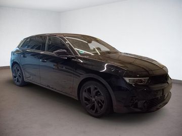 Fotografie 3 des Opel Astra 5-trg. Ultimate Automatik Schiebedach AHK