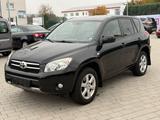 Toyota RAV 4 RAV4 Team*ALLRAD*KLIMAAUT.*SHZ** - gebrauchte Toyota RAV 4 aus dem Jahr 2009