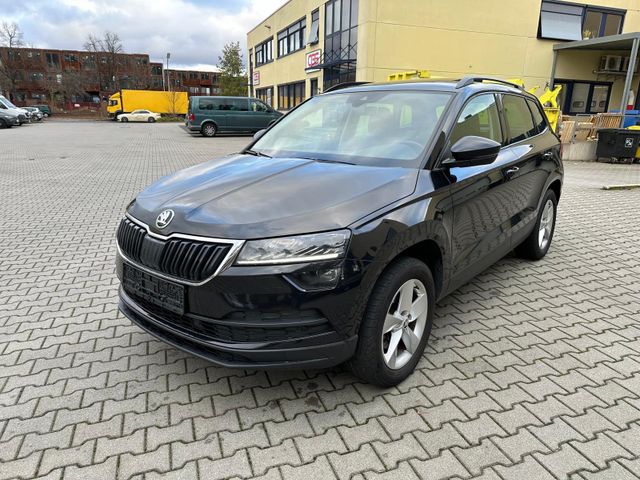 Skoda Karoq Style 4x4 PANO KAMERA AMBIENTE  CATON LED