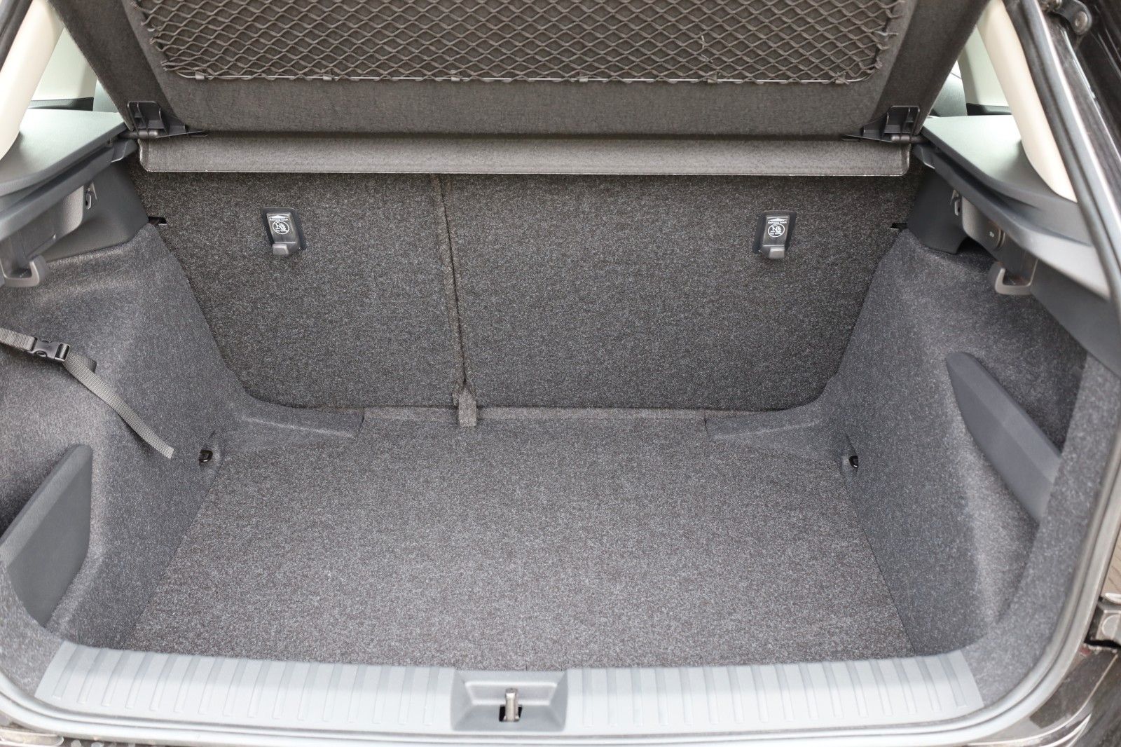 Fahrzeugabbildung SKODA Kamiq 1,0 TSI City Edition *AHZV-Vorb *Sitzhz.