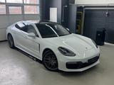 Porsche Panamera 4 Executive TV Massage Sitzluft HeadUp - Porsche Panamera Executive mit Benzin-Antrieb