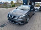 Mercedes-Benz A 180 BlueEFFICIENCY Style Edition Style Edition - Mercedes-Benz A-Class: Style Edition