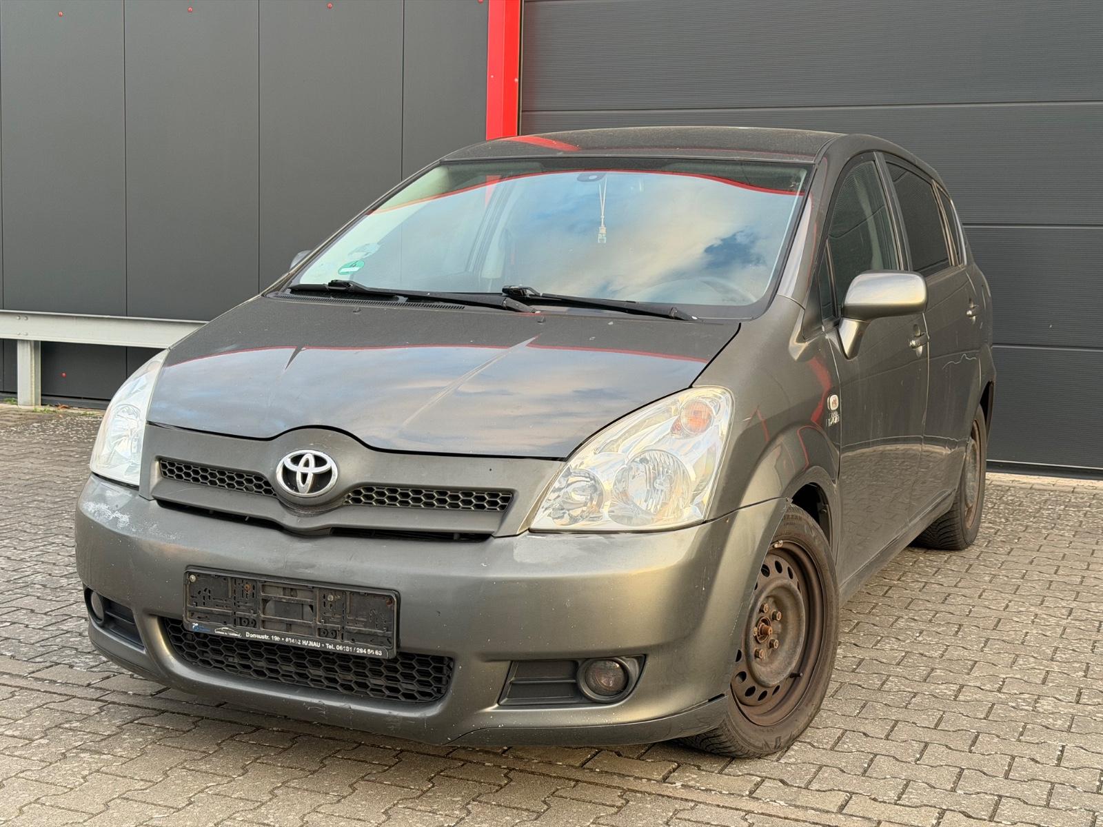 Toyota Corolla Verso 2.2 D-CAT Sol*7-Sitze*AHK*Klima
