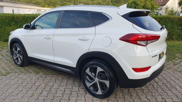 Hyundai TUCSON - 4