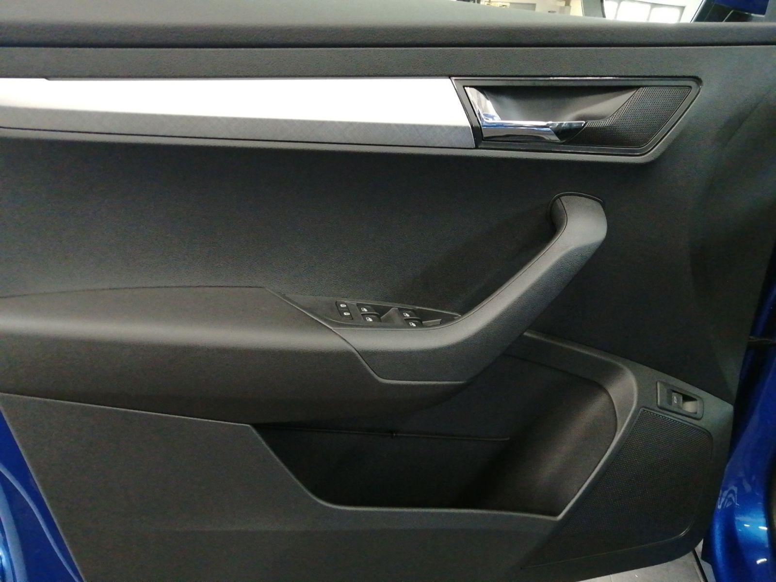 Skoda Karoq Balance 1,5 TSI DS AHK/ Navi/ Fahrassisten, миниатюра 7