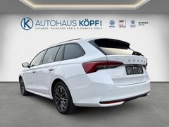 SKODA Combi 2.0 TDI Tour LED Matrix AHK 360Grad Virtul