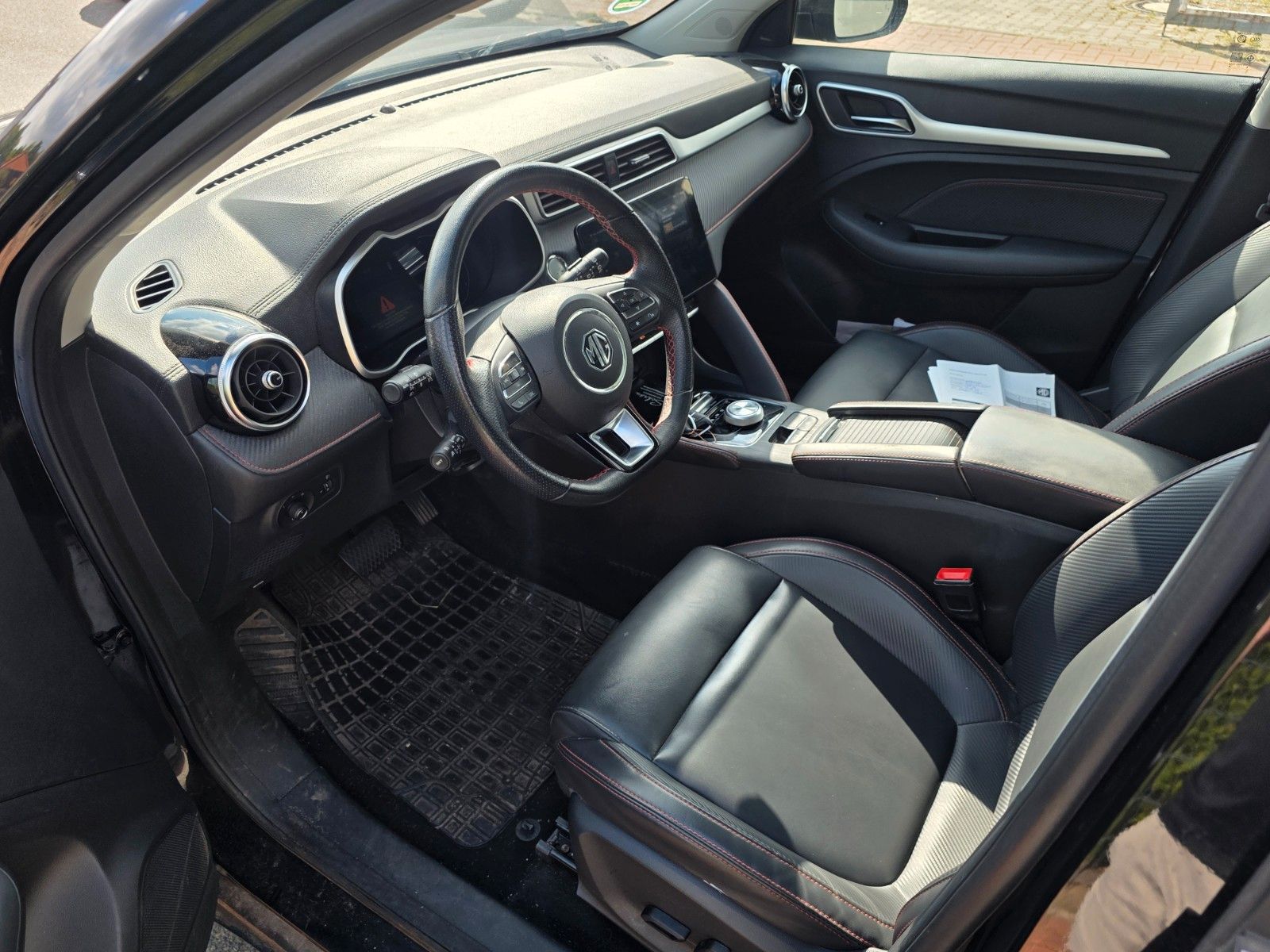 MG ZS