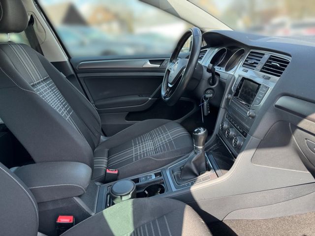 Golf VII LOUNGE 1.2 TSI GRA Climatronic Radio Al