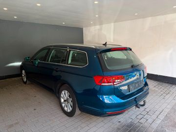 Volkswagen Passat Variant - 4