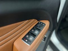 MERCEDES-BENZ GLE 500 COUPE / V8 / 455 PS/TOP-AUSST./GARANTIE MERCEDES-BENZ GLE 500 COUPE / V8 / 455 PS/TOP-AUSST./GARANTIE