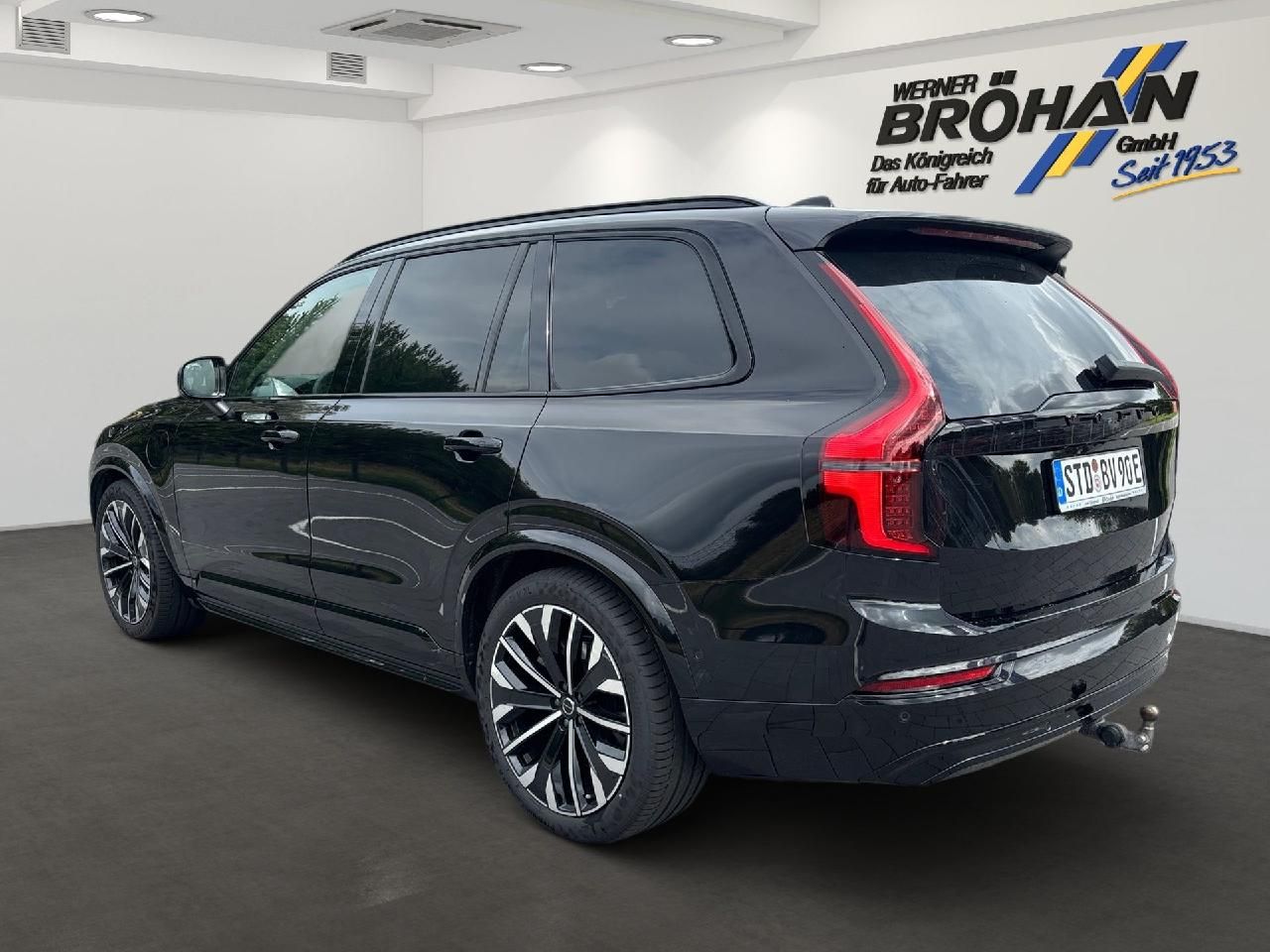 Fahrzeugabbildung Volvo XC90 T8 AWD Ultra Dark Plug-In Hybrid