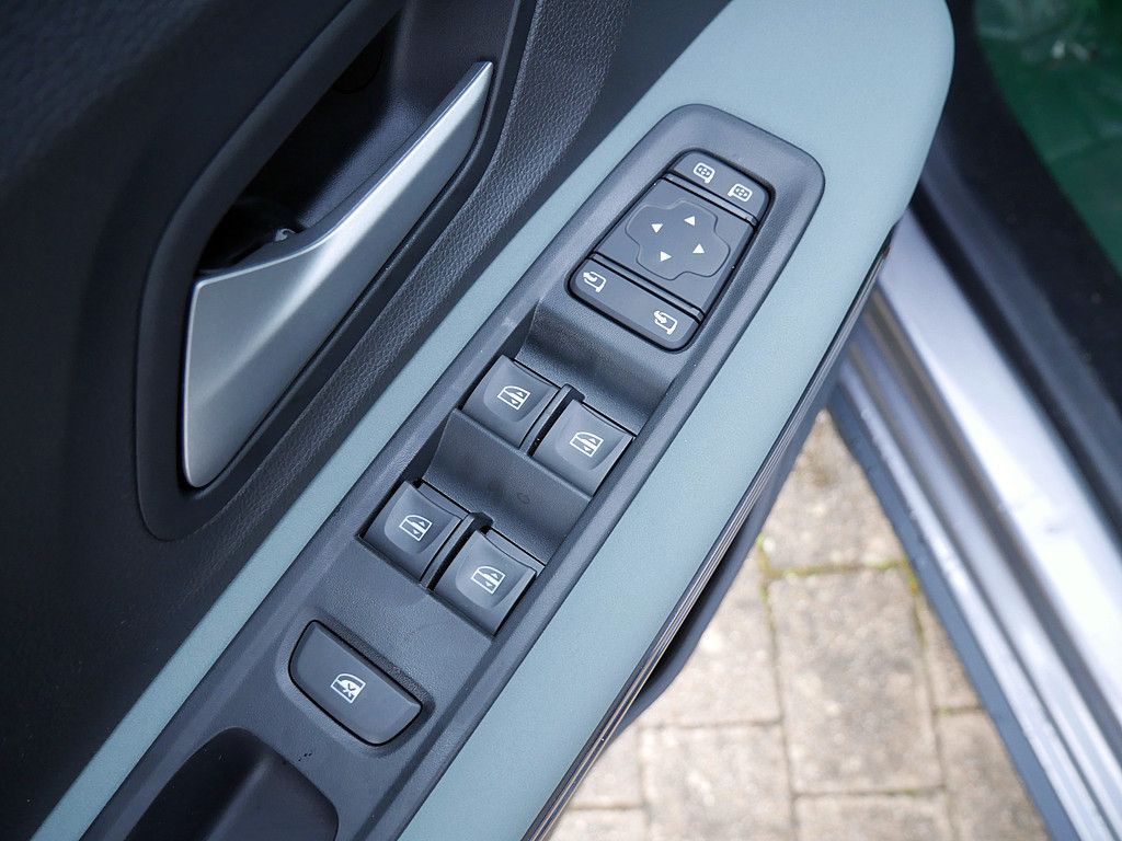 Fahrzeugabbildung Dacia Sandero Stepway Extreme TCe 110 FACELIFT 2026!!!