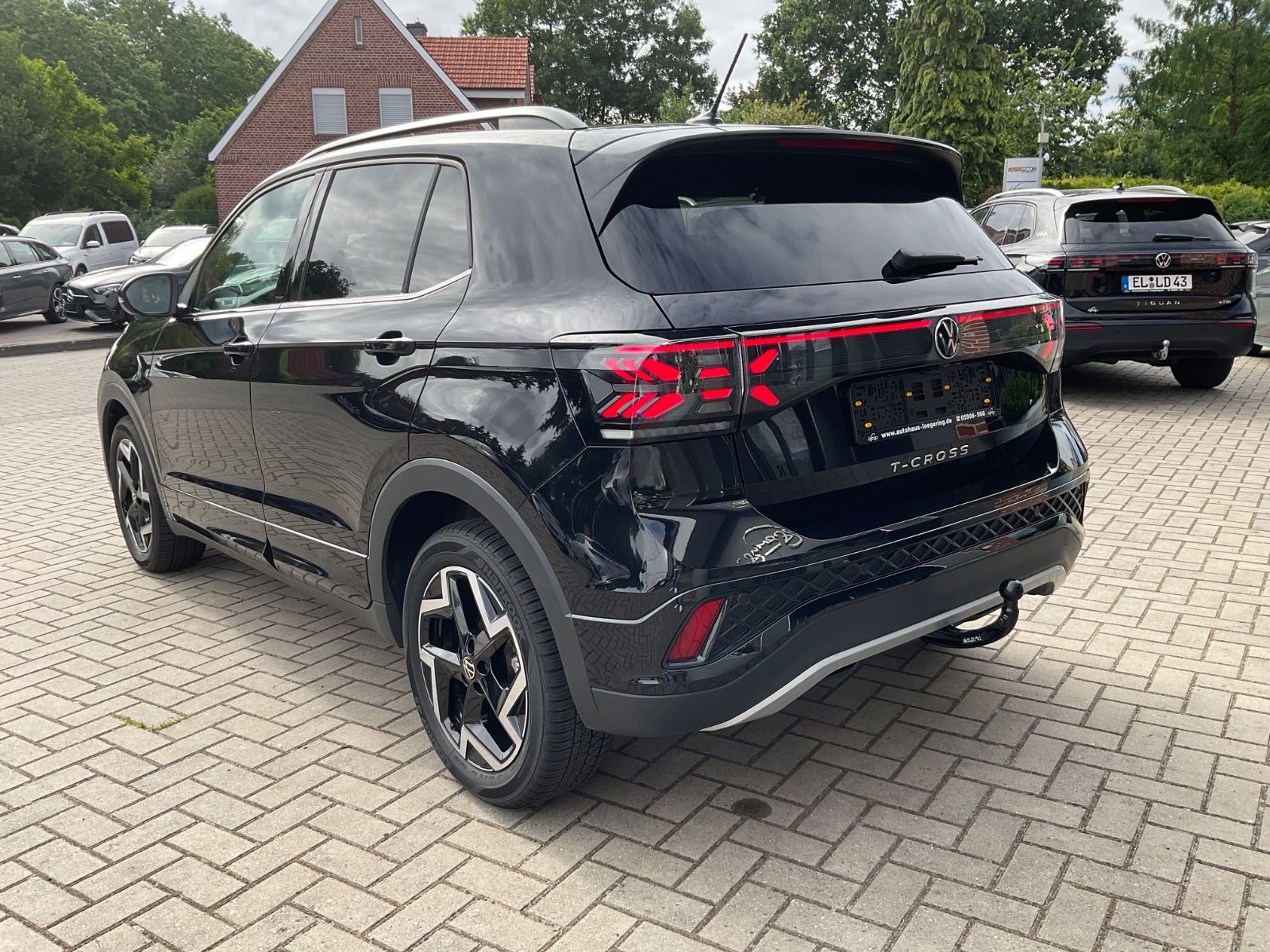 Fahrzeugabbildung Volkswagen T-Cross 1.5 TSI DSG R-Line,Kamera,AHK,ACC,Navi,