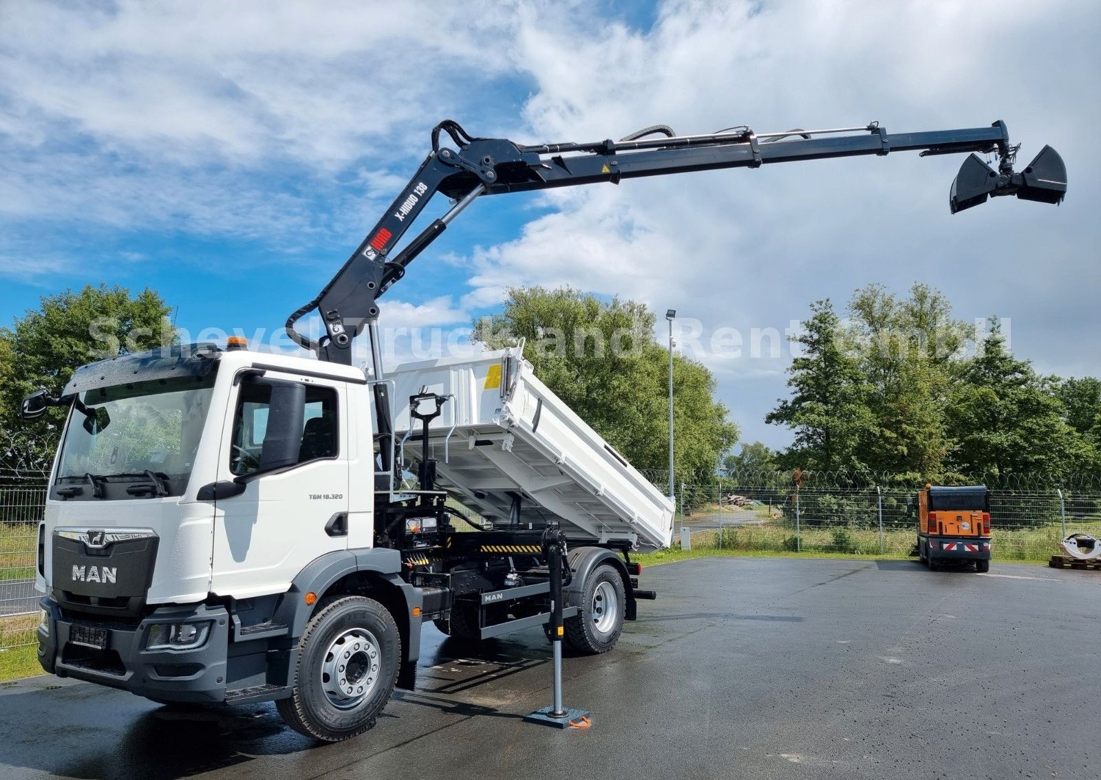 Fahrzeugabbildung MAN TGM 18.320 MEILLER HIAB 118 3xhydr Funk
