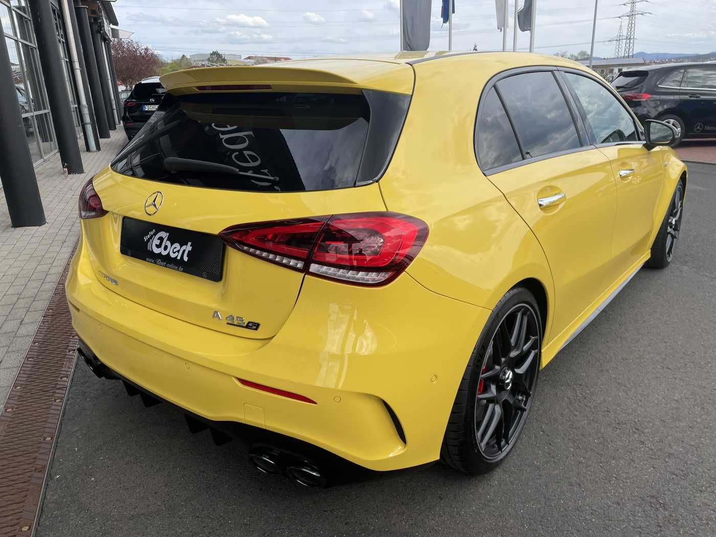 Fahrzeugabbildung Mercedes-Benz A 45 S AMG PerfSitz+Night+PAGA+RIDE +19'