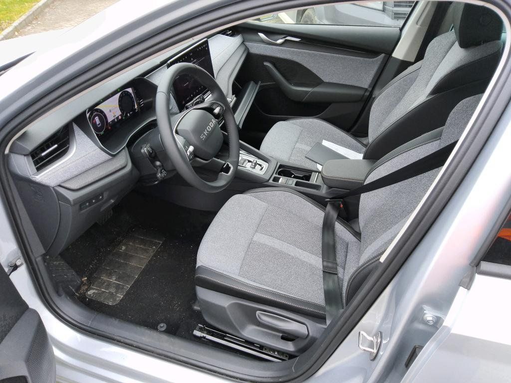 Fahrzeugabbildung SKODA Octavia 1.5 TSI DSG mHEV Selection/KAMERA/ACC/