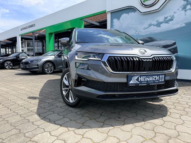 SKODA Karoq Tour 1.5 TSI DSG*AHK*360°Cam*behFro*eHeck
