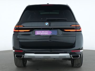 BMW X7 - 7