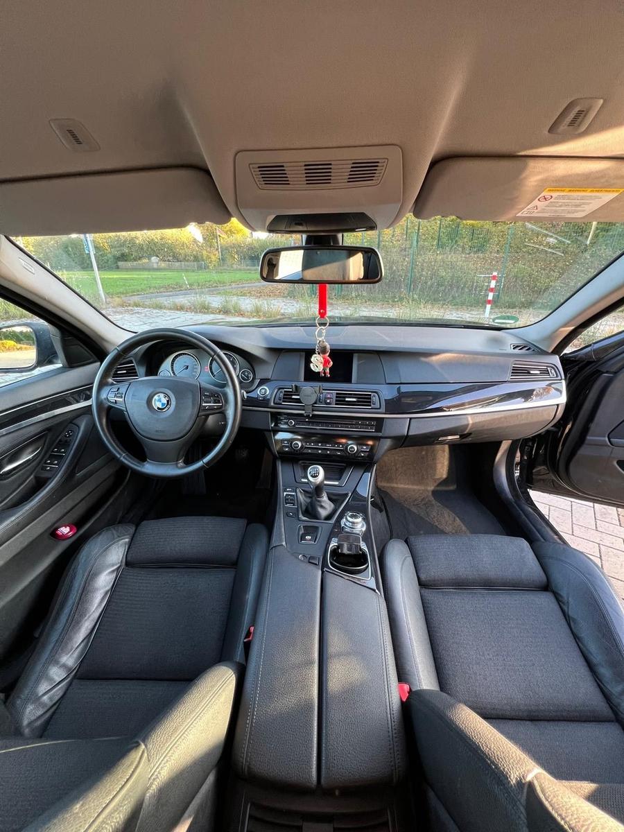 BMW 520 2012 — photo 7
