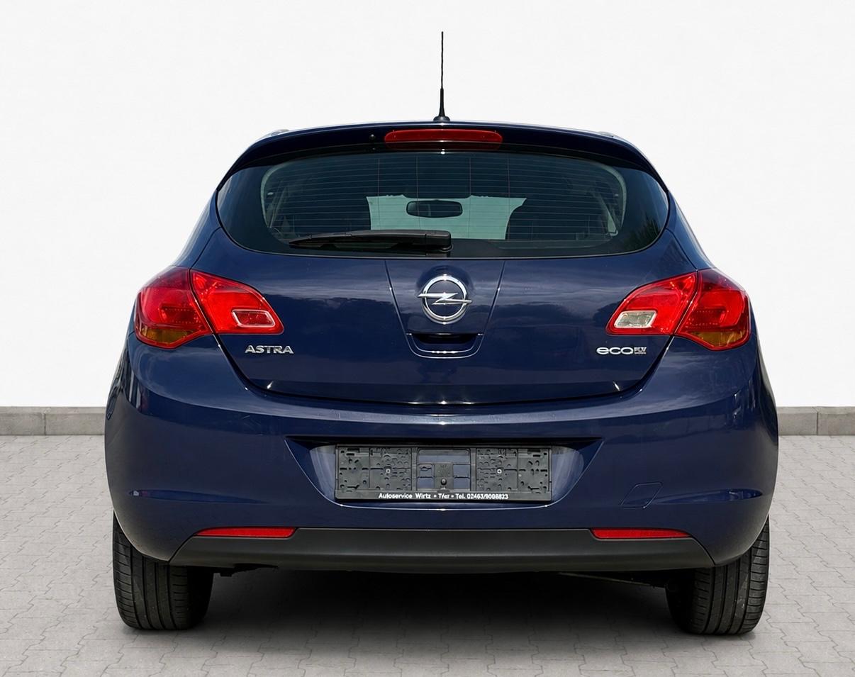 Opel Astra J Lim. 5-trg. Design Edition*Klima*Alu*ZV